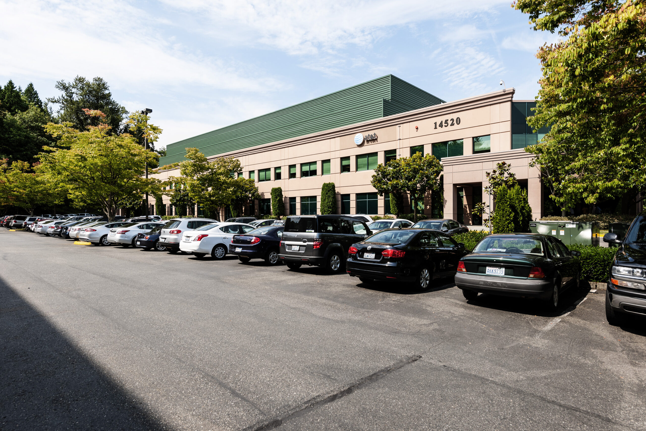 at-t-14520-ne-87th-street-peakstone-realty-trust